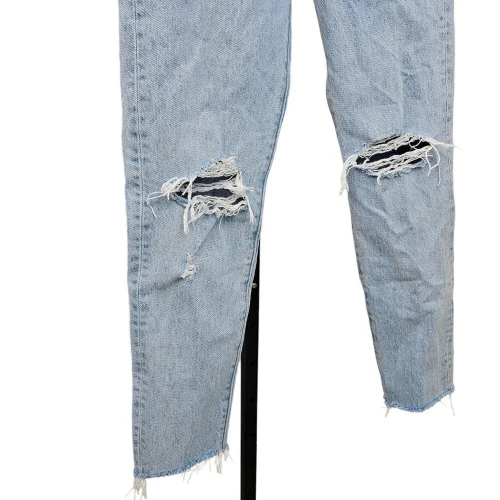 Levi's High Rise Light Blue Distressed Ripped Jeans - Picture 7 of 9
